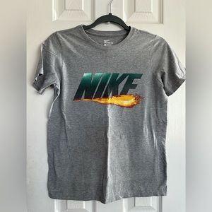 THE NIKE TEE